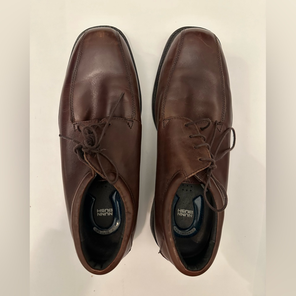 Nunn Bush - US 10 - comfort gel dress shoe - brown